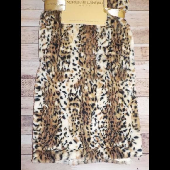 Adrienne Landau Faux Fur Throw Blanket Leopard Print Gorgeous 50 x 70 NWT - Picture 3 of 5